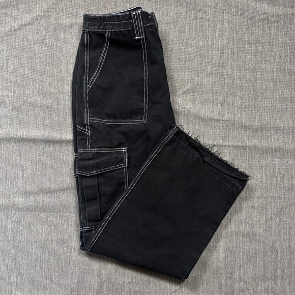 The Unbranded Brand Pants - Ardene baggy black cargo pants with white stitching - 7